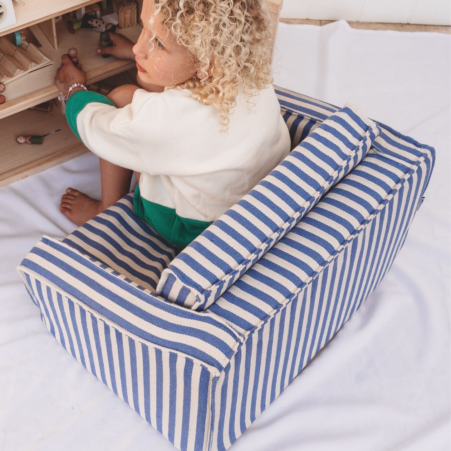 The Byron Flip Out Sofa Cover